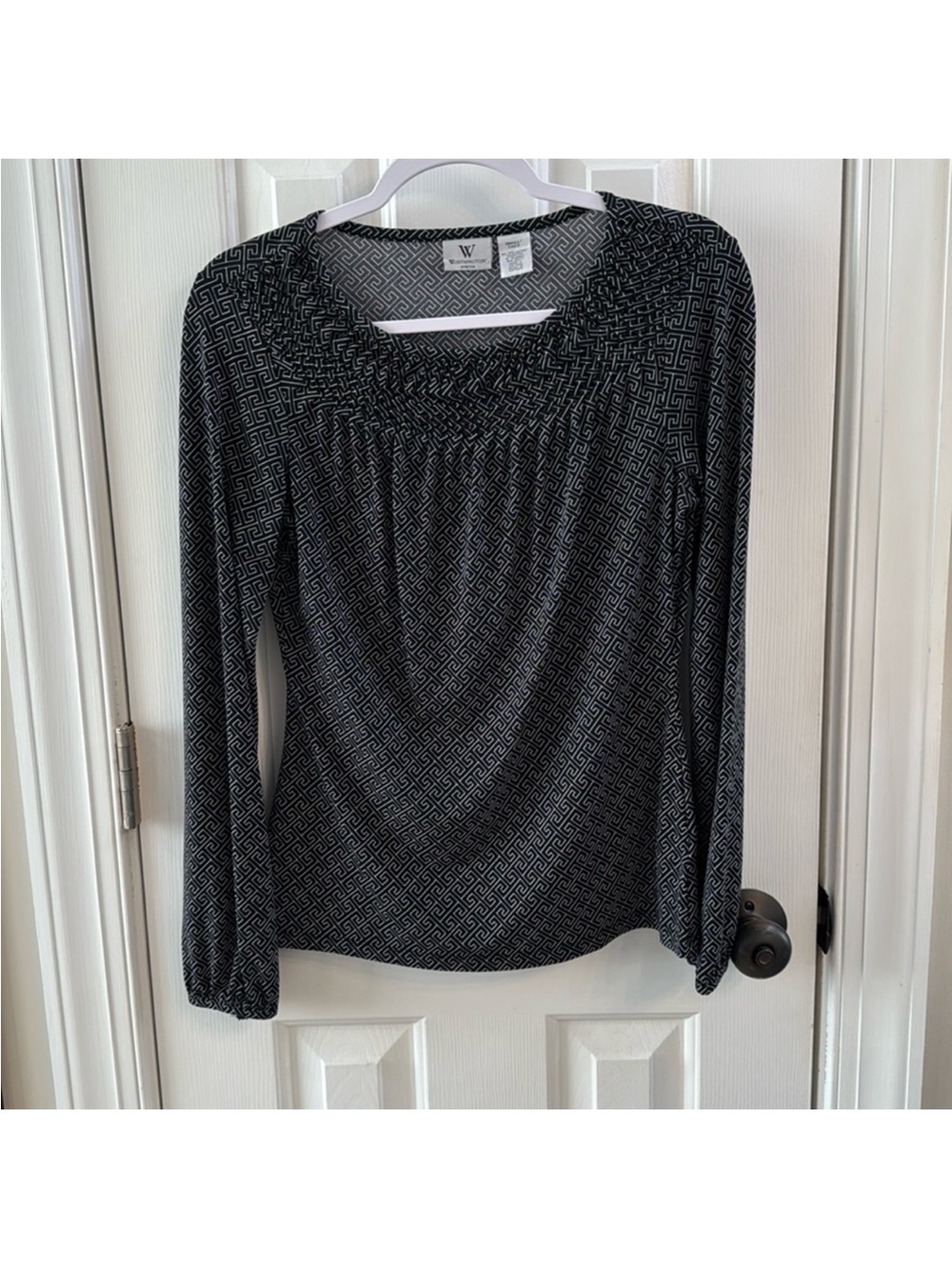 Worthington Black Geometric-Print Long Sleeve Smocked Neck Top